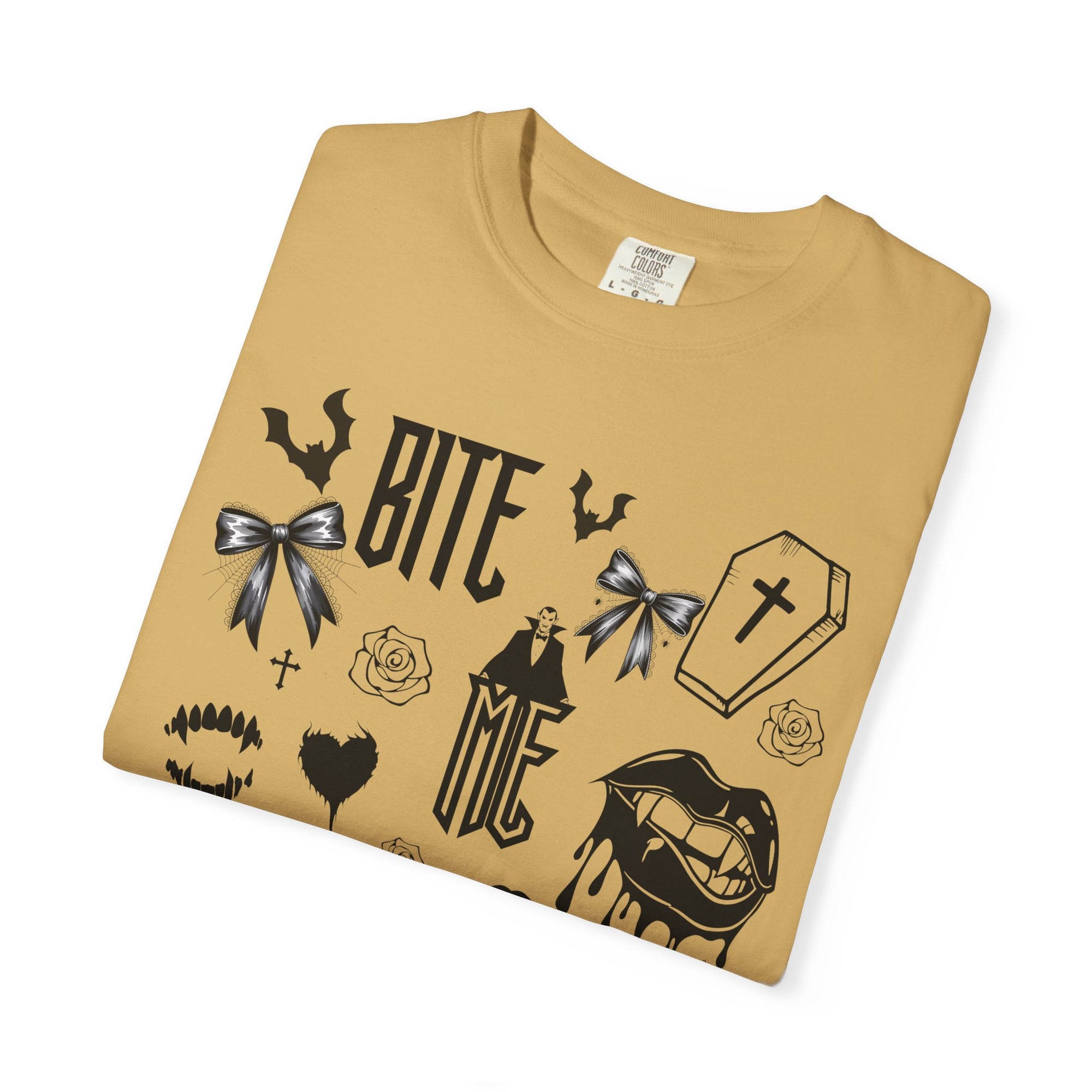 Sink your teeth into spooky season with this bold Bite Me vampire-inspired graphic tee! 🧛‍♂️🦇
