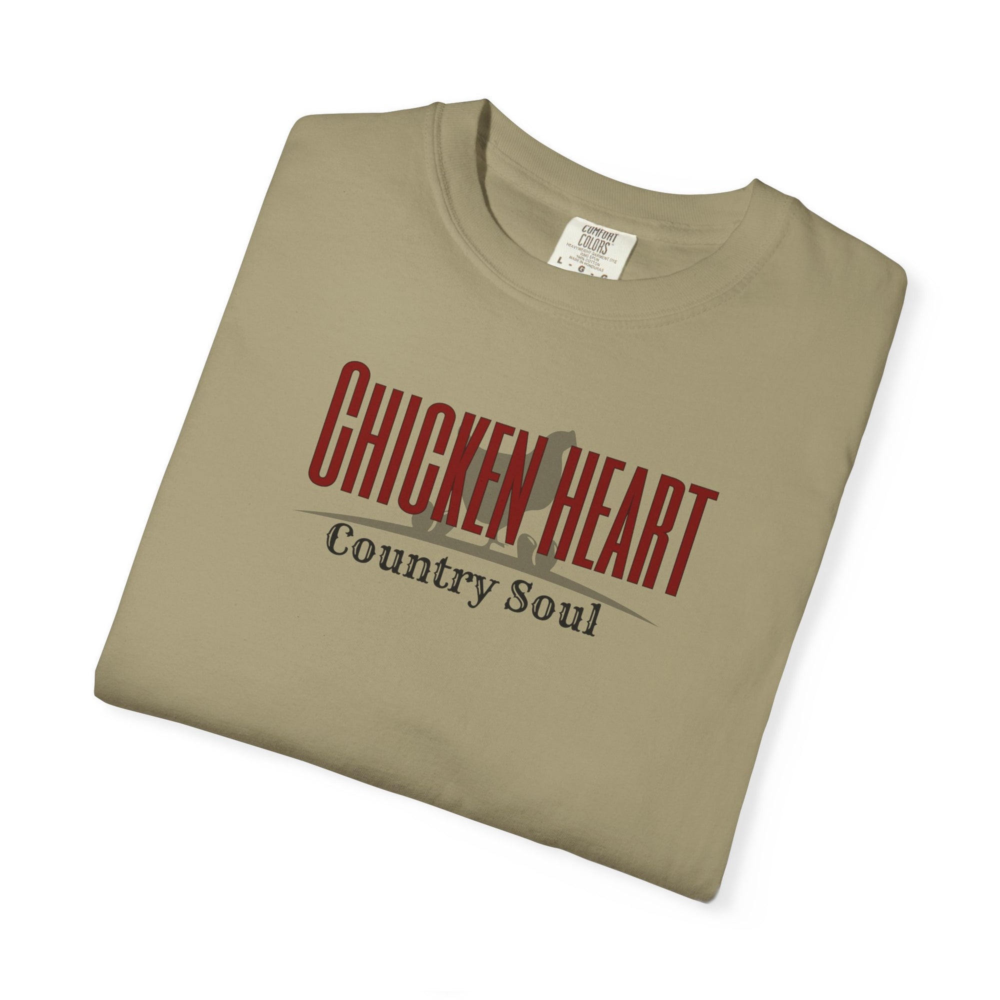 Chicken Heart Country Soul T-Shirt – Funny Chicken Lover Tee – Farmhouse Graphic Tee for Women – Country Girl Poultry Keeper Gift