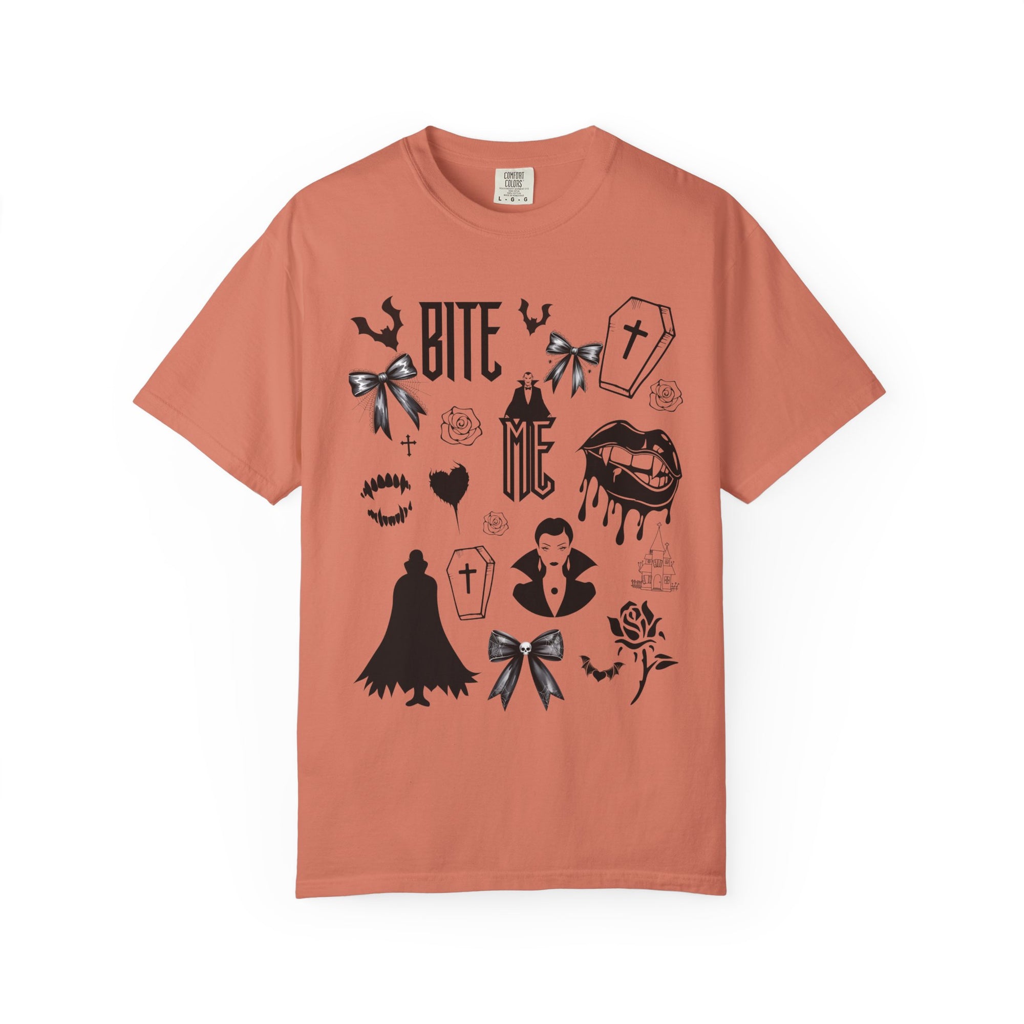 Sink your teeth into spooky season with this bold Bite Me vampire-inspired graphic tee! 🧛‍♂️🦇